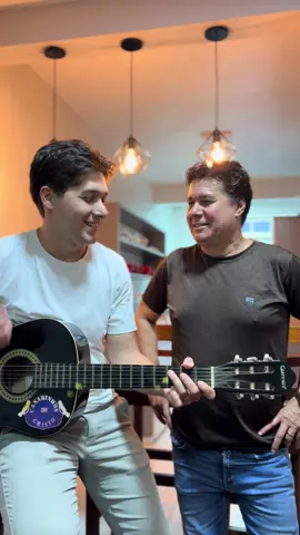 Hino “ Como Pode “ 🙌🏻🙏🔥 Pai e filho   #hinos #louvor #aovivo #gospel #lianjunior 