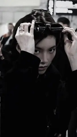 Mood P’Korn gini cocok banget kalau jadi ORMLING!!!🙏🏻😎#ormkornnaphat #ormkornnaphatedit #lingorm #fyp 