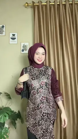 musim kondangan wajib bngt si punya baju ini