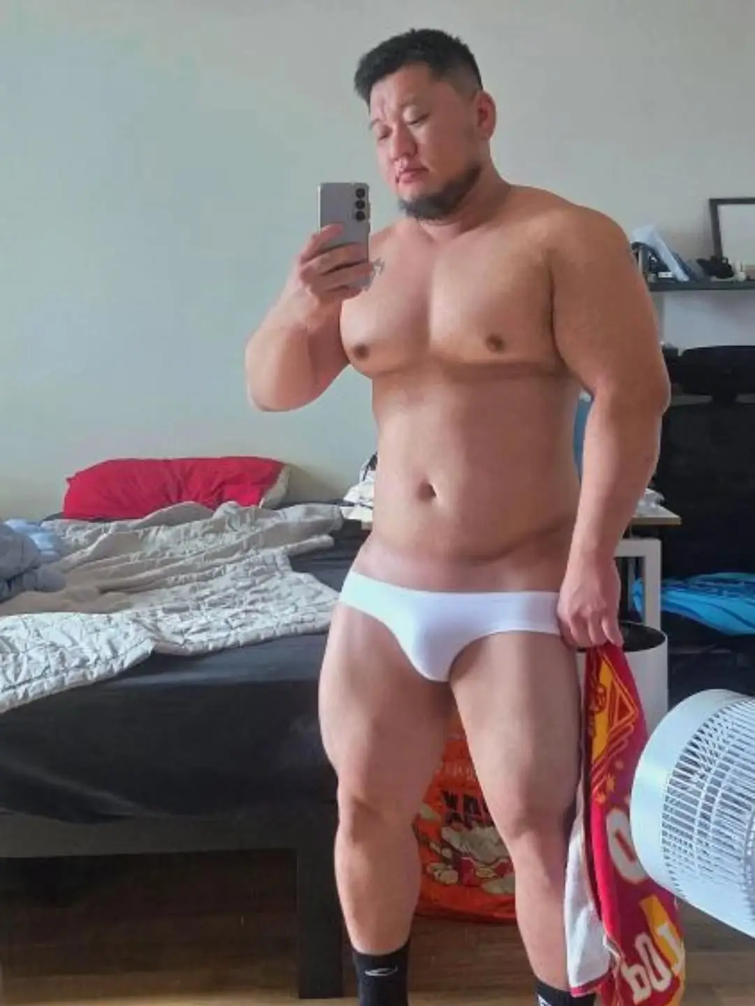 https://linktr.ee/beefybear beefy massive bulky #muscle #musclehunk #musclebear #bodybuilder #powerlifter beefymuscle pecs biceps workout motivation 肌肉 壮熊 