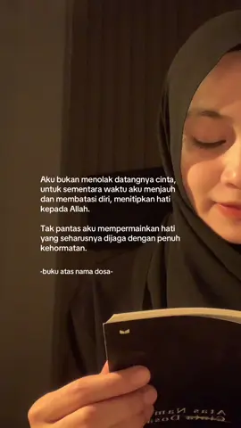 buku atas nama dosa -nya bisa dipesan di showcase 🦢