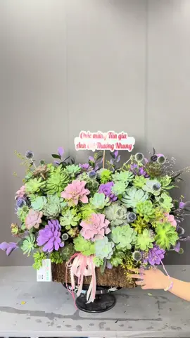 Chúc mừng tân gia 🎉🎉 💜💜#giohoasenda #hoasendahanoi #hoatuoimelinh #xuhuong #xuhuongtiktok 