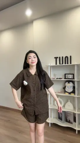Set nâu sơ ni màu xinh lắm nha các bà 🥰🥰 #đồngủ #setngủ #đồngủtuni #quầnáongủ #pijama 