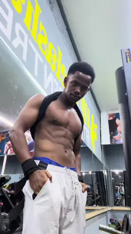 3 days challenge. Vedio gan faan iga ma ahn. Kaliya wx kasta in lasamayn karo le kawadaH.  video ga shalay aa duwe lkn manta so dhigay 😅🏋🏼 #Farre #gym #fyp #somalitiktok #foryoupage 