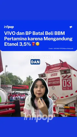 Sejumlah SPBU swasta memutuskan untuk batal membeli BBM Pertamina. Alasannya karena hasil uji lab menemukan ada kandungan etanol sebesar 3,5% di dalam BBM. Menariknya, regulasi Kementerian ESDM sebenarnya masih memperbolehkan campuran etanol di bawah angka 20%. Namun, ada dampak lain dari etanol dalam BBM yang bikin SPBU ragu. Kandungan etanol bisa bikin tangki kendaraan lebih cepat berkarat, dan juga bikin konsumsi bahan bakar jadi lebih boros. Inilah yang akhirnya jadi pertimbangan Vivo dan BP untuk mundur dari kesepakatan. Gimana menurut kalian?🤔 #fyp #bbm #pertamina #etanol #viral 