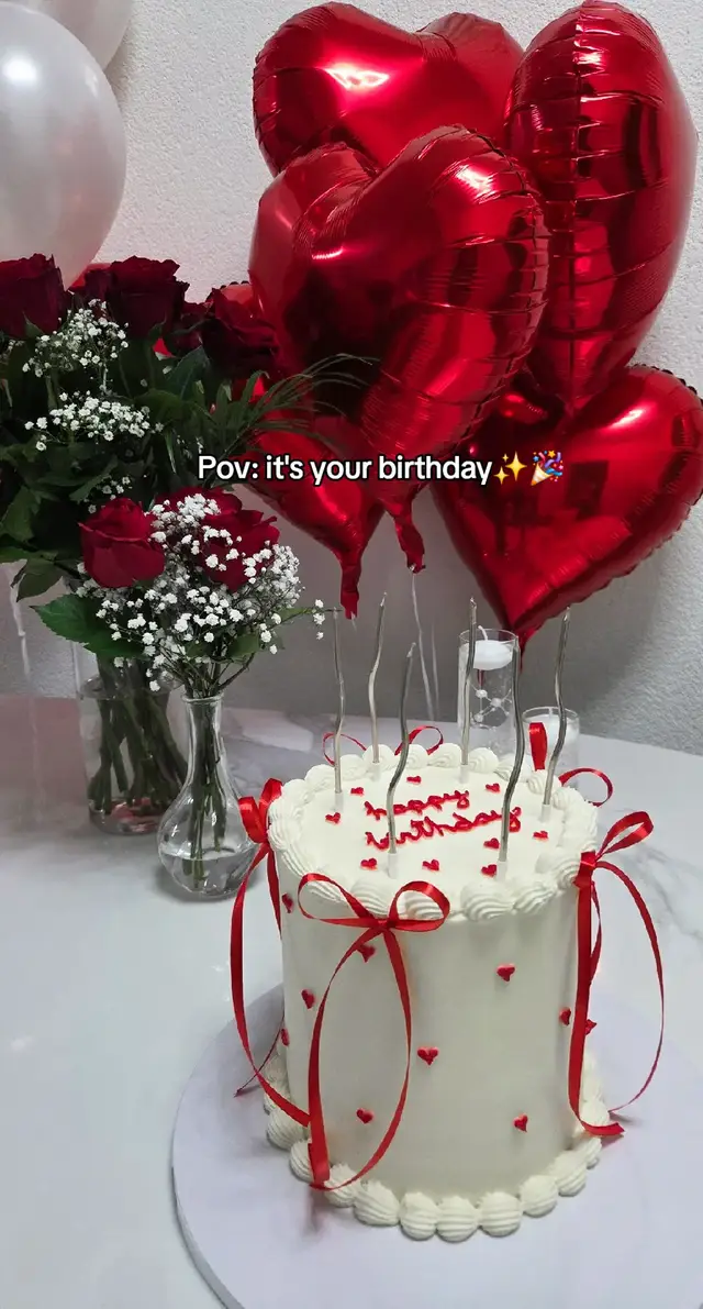#birthdaygirl #birthdaydecor #redroses #birthdaycake #balloons 