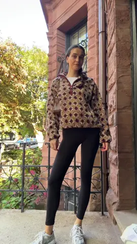 Finally fleece season in Boston #OOTD #fallfashion #fallaesthetic #fleecejacket 