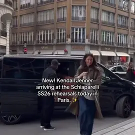 New! Kendall Jenner arriving at the Schiaparelli SS26 rehearsals today in Paris. ✨#kendalljenner 