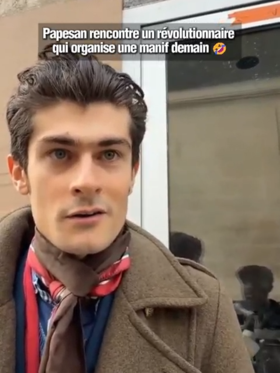 Tous place de la répu les mecs 🤣 #manifestation #politique #paris #revolution