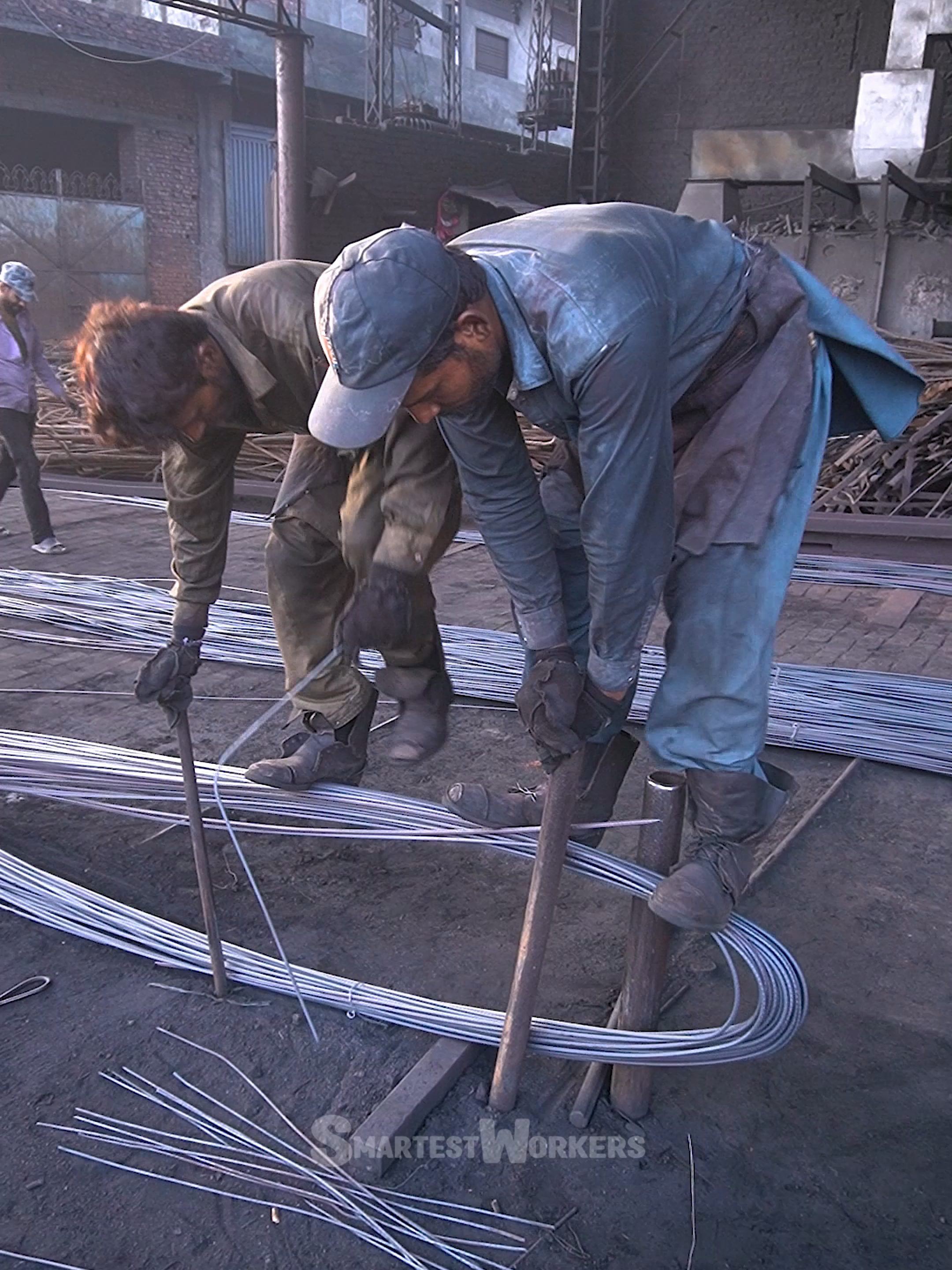 How Scrap Metal Recycled Into New Rods