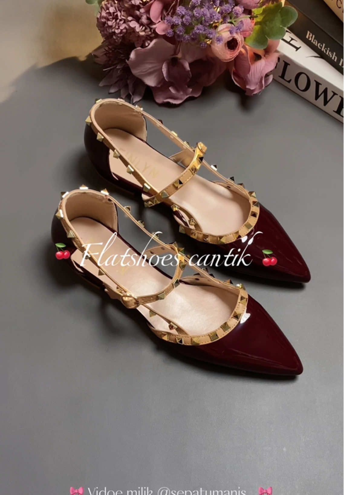 Cantikkk bangetttt 🤏🏻🤏🏻💕💕💕❤️❤️❤️❤️❤️❤️🍒🍒 #flatshoes #mulesshoes #sepatuwanita #heelswanita #sandalcantik 