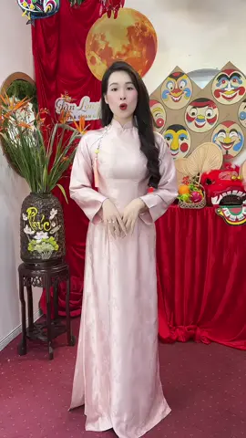 Áo dài gấm cao cấp #aodaigamlua #aodaigamcaocap #aodaicaocap #xuhuong #hoalela1102 