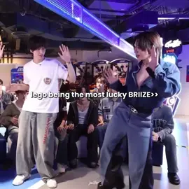 LEGO U TOTALLY WIN 😍!!! @เป็นแฟนคลับตัวเอง  #gmmtvLiveHouse #RIIZE #LYKN #foryoupage #lego_rapeepong 