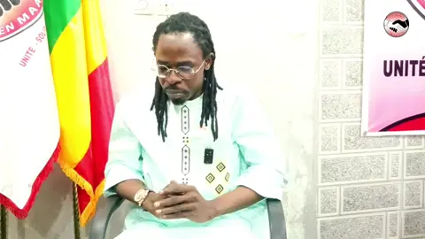 Après la grande compétition de football de la coupe AN KA BEN MAAYALA dont le thème était UNIS POUR LE MALI, l'équipe des comédiens humoristes était venue remercier le l'initiateur , le président du conseil d'administration M.Aliou Ousmane Haidara pour leur invitation et tous les honneurs qu'ils ont reçu pendant la compétition. C'était ce mercredi 01 /10/2025 dans la soirée au QG de l'AKBM.
