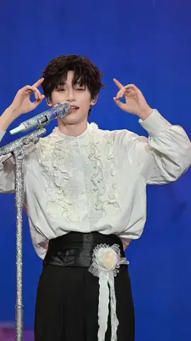 10.2 BIG CITY ,SMALL LOVE 💙 @ziyu_0706   TAIHU BAY MUSIC FESTIVAL ✨ #梓渝 #ZIYU #musicfestival #idol #foryoupage 