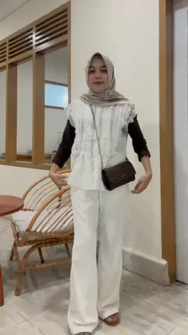 Baju yang Aku pakai bisa cek di keranjang ya😍😍