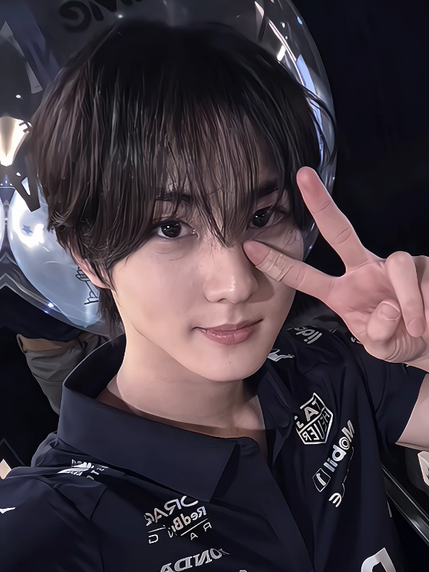 ganteng bgtt🫠🫳🏻 #jungwon #enhypen #fyp 