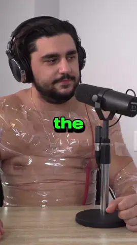 Dk why Frankie’s taped up😭#fyp #foryouu #basementyard #basementyardpod #podcast #funnytiktok 