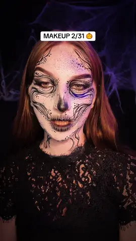 This is my second Halloween makeup 🎃 Follow me to see my 31 Halloween makeup looks this year 🖤 #skeletton #halloweenmakeup #halloween  