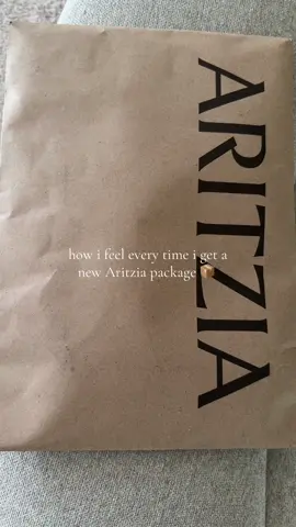 Bought with my own money. Maybe one day it’ll be PR 🫶🏼 @Aritzia #aritzia please sponsor me, i’m ur biggest fan #package #clothes 