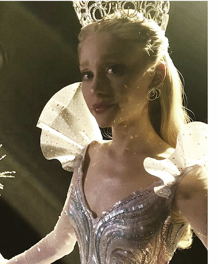 bye glinda 😭😭😭💔💔💔                         #glindaupland #arianagrande #glindaedit #arianagrandeedit #wicked wicked for good edit ariana grande cynthia erivo galinda upland no one mourns the wicked