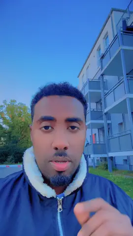 Challenge Beri waxa so gali dona 5:00pm marka ay Africa utahay please yalagu wayin #somalitiktok @khalidkaraama 👈follow dheh wa cinawankeyga labad saxda ah#germany #london #trendingvideo 