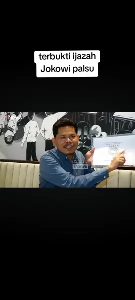 tcoba logika orang waras ..apakah ada 2 ijazah foto sama...?  logika hukumnya kalau yg diunggah Dian sandi bukan punya Jokowi justru Dian sandi harus masuk penjara,karna memalsukan dokumen  #ijazahpalsujokowi #adilijokowi 