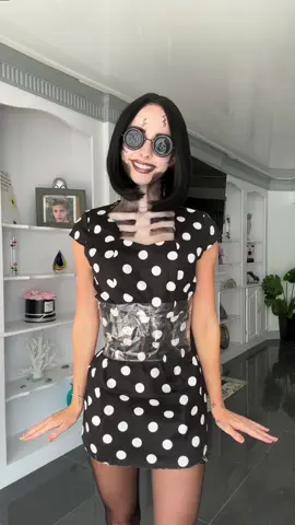 MOTHERS HOMEEE. Hope yall have sweet dreams tonight xo #halloween #costume #othermother #coraline #nataliereynolds other mother costume