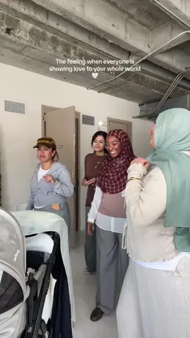 So thankful for this community 🥹🫶🏼 @justgia @Anisa @yasmemez 