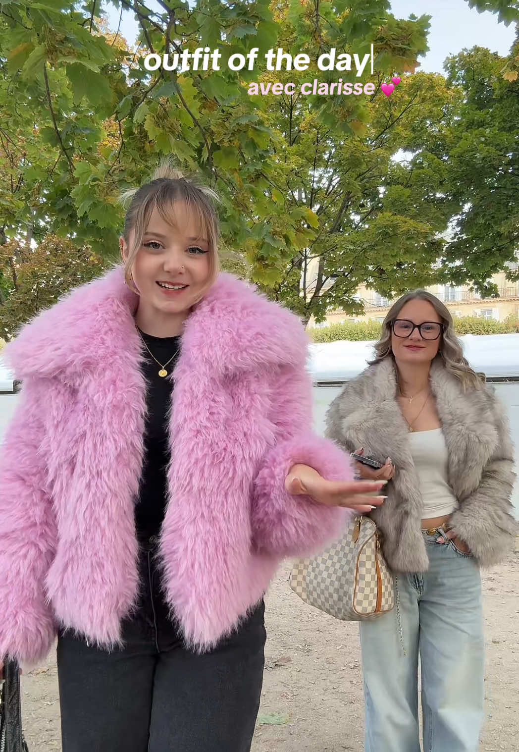 On a eu beaucoup trop chaud toute la journée ahah mais trop contente d’avoir rencontré @Petite girl 🍸🩰🪩  un amouuuur cette fille 🤭🌸💕🎀