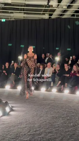 @Kendall Jenner walks for #schiaparelli  #TikTokFashion #pfw #parisfashionweek #kendalljenner 