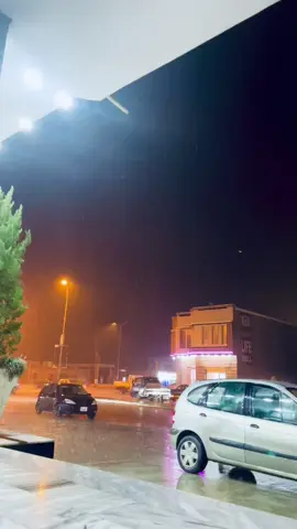 علي عد حبات المطر ورعوده 🩶🌧️. #طرابلس_ليبيا #ليبيا🇱🇾 #الخمس #مطر #الشعب_الصيني_ماله_حل😂😂 