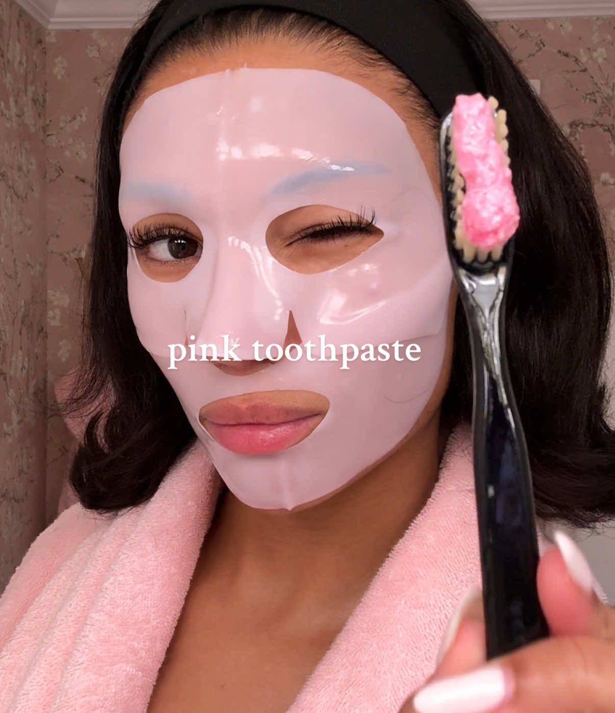 Pink whitening toothpaste that also tastes delicious? Yes please! #oralhealth #teeth #teethwhitening #beauty #BeautyTok @Euthymol US 