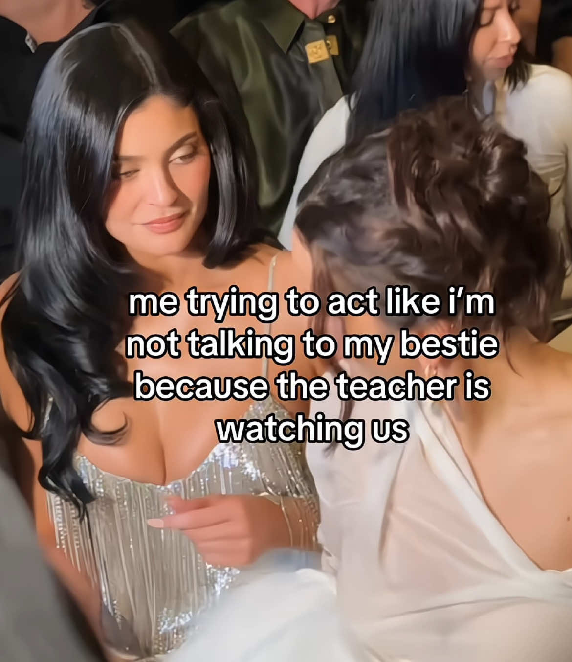 haha 😭 #kyliejenner #rosalia #schiaparelli #fyp #viral 
