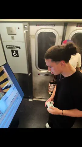 Bo2 on the subway