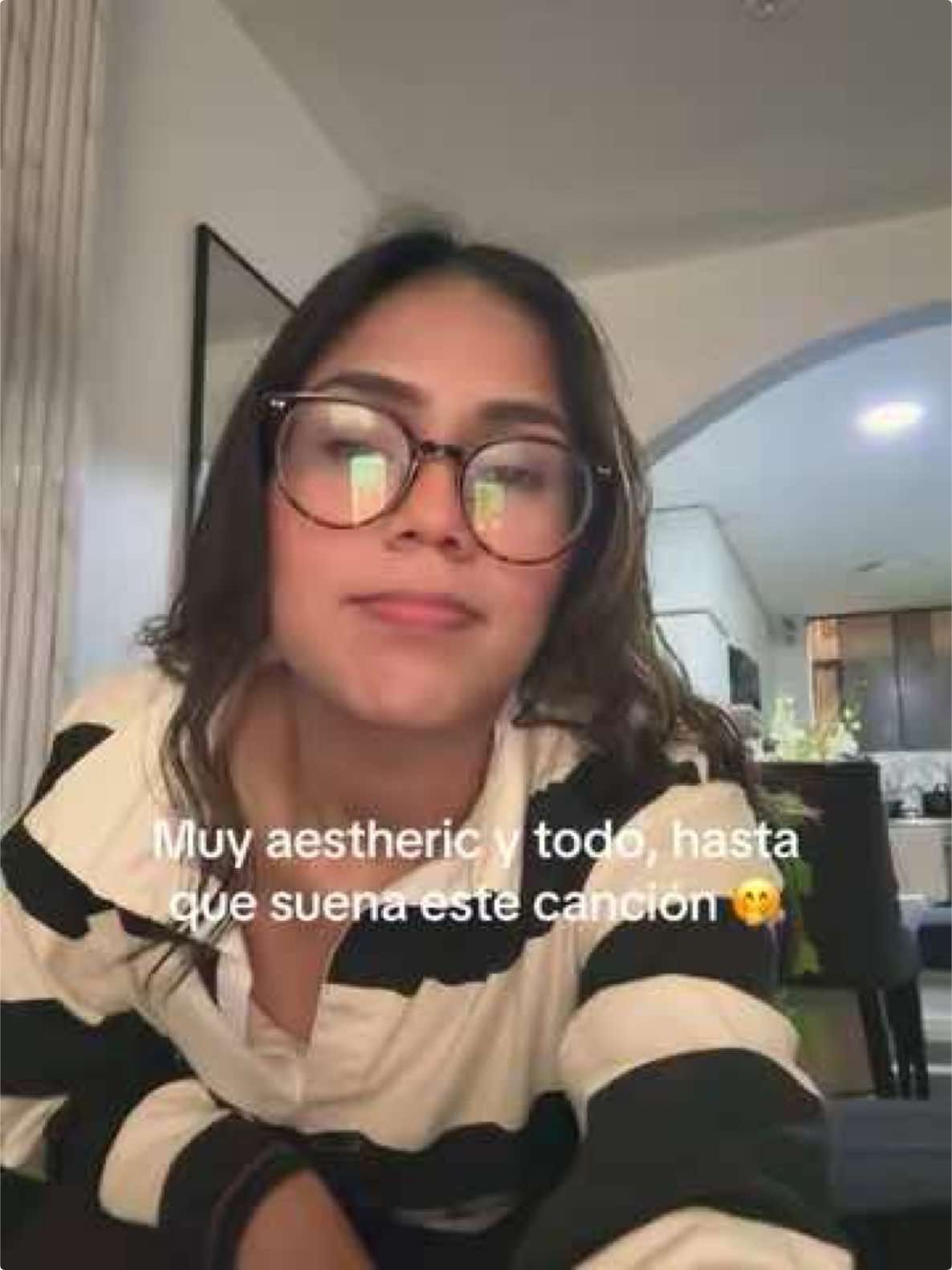 Mi otra personalidad 😂#humor  era esta* canción 😬