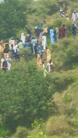 Islamabad say ay thy 🤣✌🏻🔥#جموں_کشمیر_جوائنٹ_عوامی_ایکشن_کمیٹی #mirpur_ajk🇬🇧 #islmgar #mirpur #kwajamehranmani @Khawaja Mehran Live @MDAعوامی ایکشن کمیٹی اسلام گڑھ @Zain 