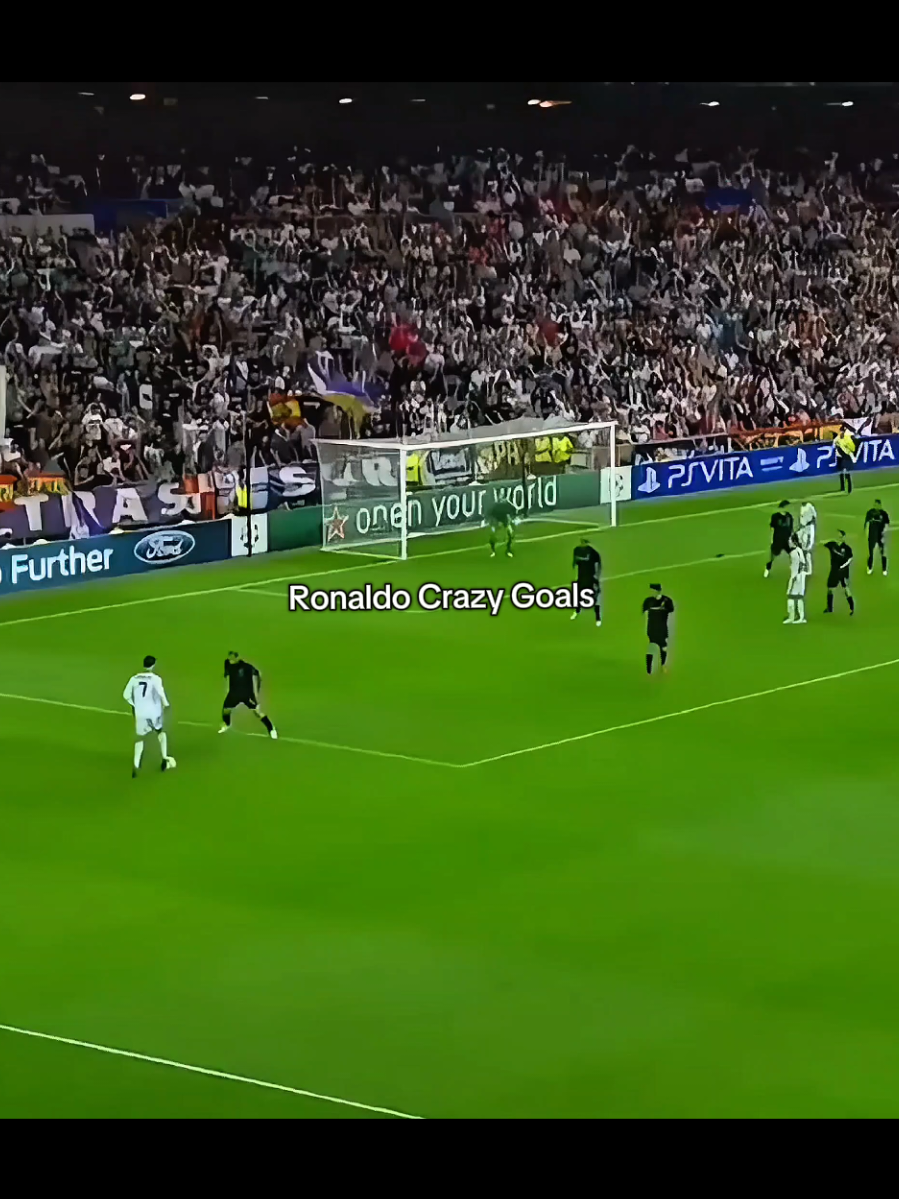Crazy goals 🤯☠️🔥#Ronaldo #Viral #CristianoRonaldo #manutd #realmadrid 