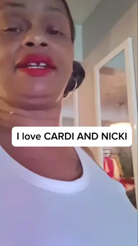 #tokyotoni #nickiminaj #cardib 