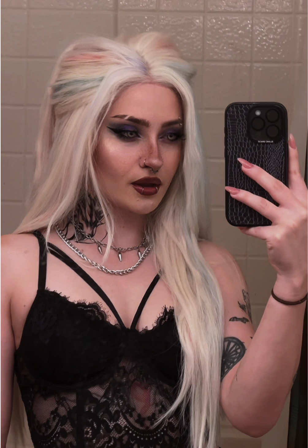 danika draft👀  #danika #danikafendyr #danikacosplay #danikafendyrcosplay #crescentcity #crescentcityseries #cc1 #crescentcitycosplay #sarahjmaas #sjm #cosplay #BookTok #bookish #fantasy #fantasybooks #romantasy #viral #fyp #chlorenaycos 