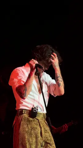 Damiano David in Brussels #live #music #pourtoii #damiano #damianodavid @Damiano David 