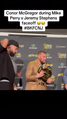 Conor McGregor bugging out during Mike Perry vs Jeremy Stephens #bkfc82 #conormcgregor @DAZNBoxing @bareknucklefc 