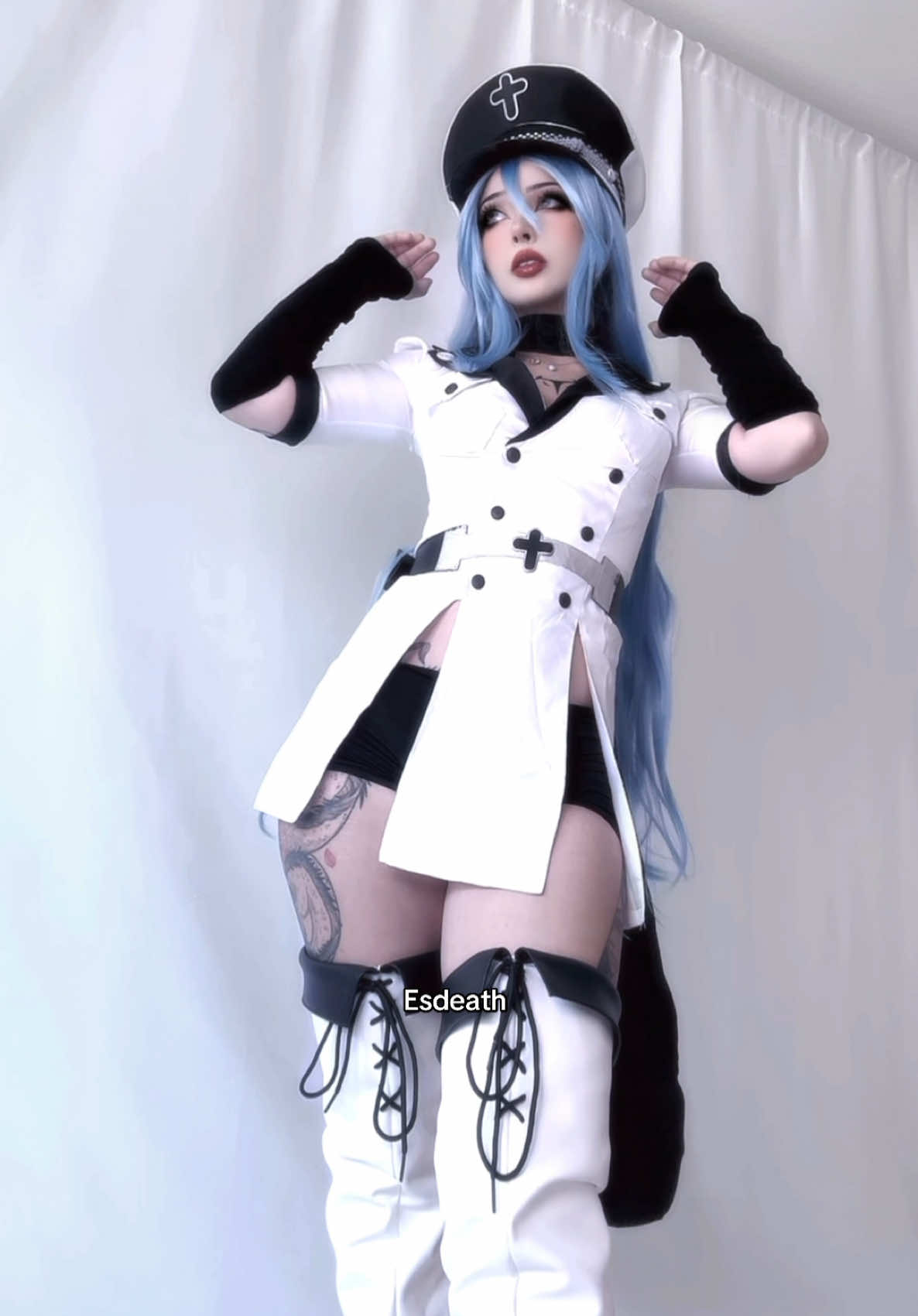 i have so many cosplays planned for October im so excited :j 