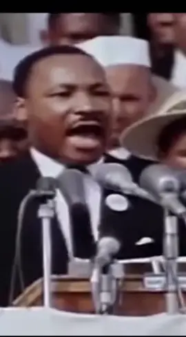 I have a dream that you all win big this weekend #nfl #parlay #sportsbetting 