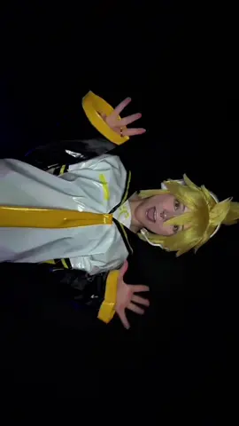 haven’t posted in a while and i do apologize. ty for sticking around to those who have as i’ve been trying to recover with my mental health- these ARE drafts BUT i have plans to cosplay and create new content for you guys very soon :3 #fyp #vocaloid #lenkagamine #lencosplay #cosplay