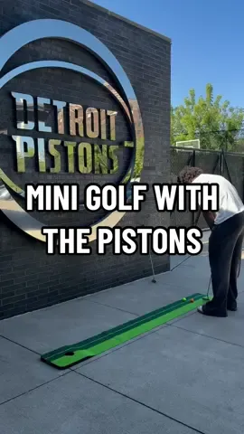 Legend has it Marcus and Ron are still putting 😂 #NBA #detroitpistons 