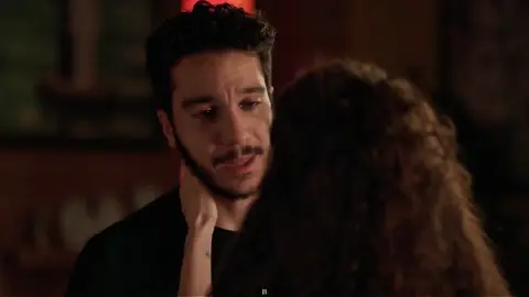 انا مش عايزك تمشي ! #Bassem_Mohmed 