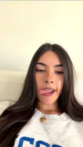 Madison about the album and about the vinyl @madison beer @MadisonBeerHQ @traciebeer ❌💙 #madisonbeer #imadginers #imadginer #mb3  *I'm not impersonating her*
