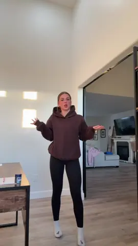 i cannot dance wow #bringbackolddances #fyp #viral #fall #outfitoftheday 