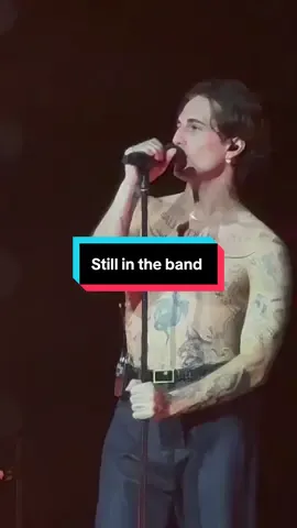 @Damiano David Shout out to the journalists as he says he’s still part of Maneskin - Brussels, 02.10.2025 via @vbaudechon, subtitled by damianosource 